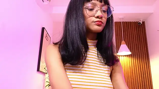 Snapshot of Cherry_Vixen_ chatting on 23, 6, 2026 Cherry Vixen online show from 23, 6, 2026