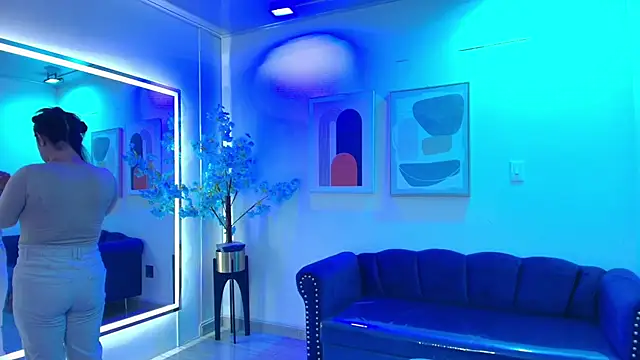 Anya Volke online show from 23, 5, 2026