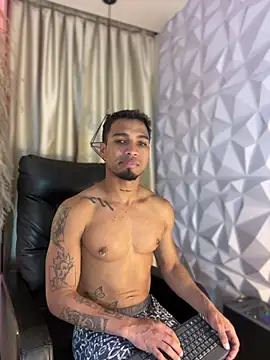 beako strong online show from 29, 4, 2026