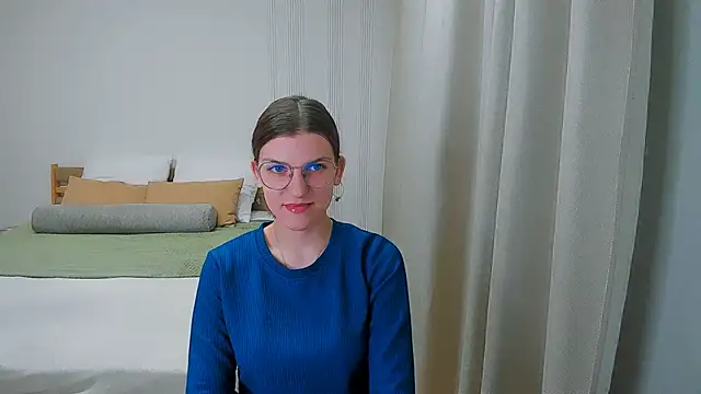 AnnaThorne online show from 5, 5, 2026