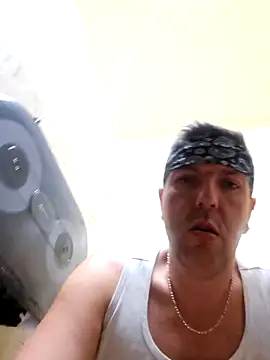 Snapshot of ZackChambersxxx chatting on 27, 11, 2025 ZackChambersxxx online show from 27, 11, 2025