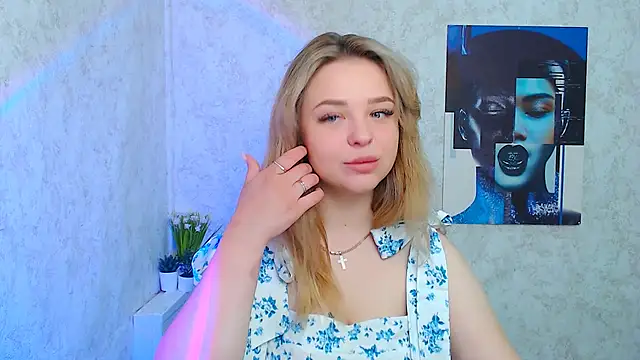 NicoleAura online show from 3, 6, 2026