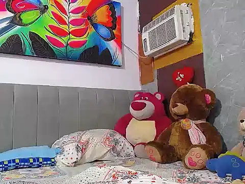 Brunett sexy1 online show from 8, 5, 2026