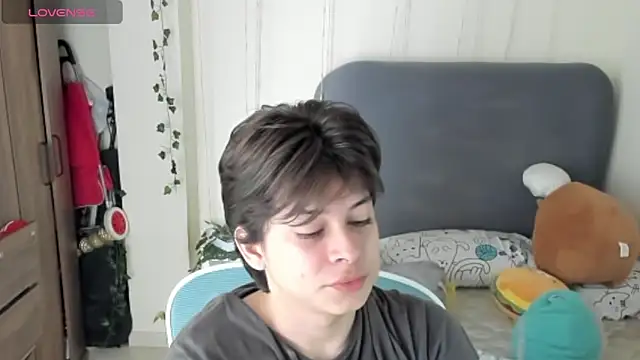 Snapshot of Felixzyn chatting on 11, 6, 2026 Felixzyn online show from 11, 6, 2026