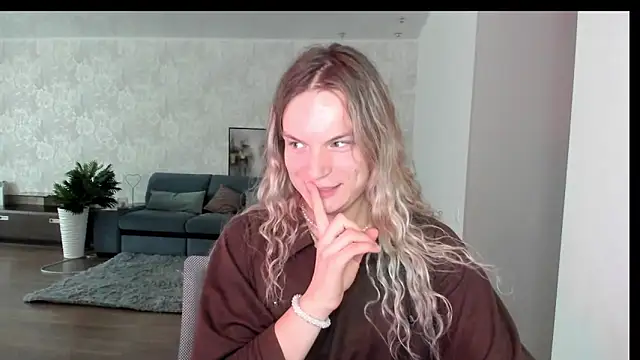 Snapshot of milliKira006 chatting on 11, 6, 2026 milliKira006 online show from 11, 6, 2026