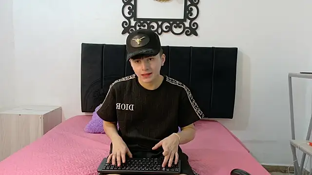 LunayDream online show from 18, 7, 2026