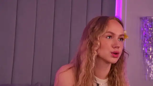Emi Sterling online show from 11, 5, 2026