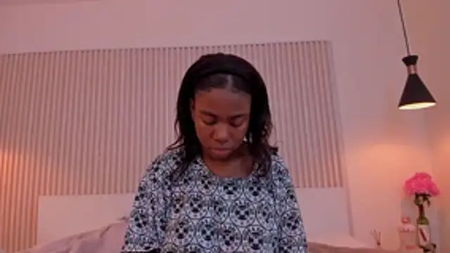 MiaJacksson online show from 15, 7, 2026