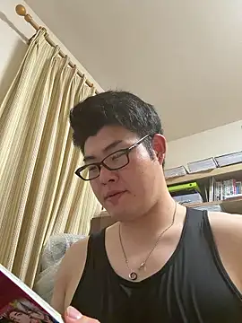 Snapshot of shun_201 chatting on 6, 5, 2026 shun 201 online show from 6, 5, 2026