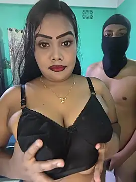 Snapshot of Hot_Cupole chatting on 6, 8, 2026 Hot Cupole online show from 6, 8, 2026