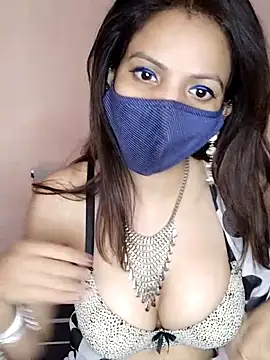 Snapshot of lovelyrosewifey chatting on 10, 5, 2026 lovelyrosewifey online show from 10, 5, 2026