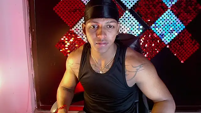 zoriel bigcock online show from 27, 4, 2026