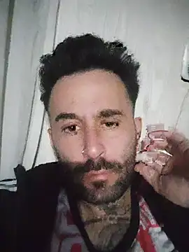 Snapshot of ferch0o12 chatting on 5, 8, 2026 ferch0o12 online show from 5, 8, 2026