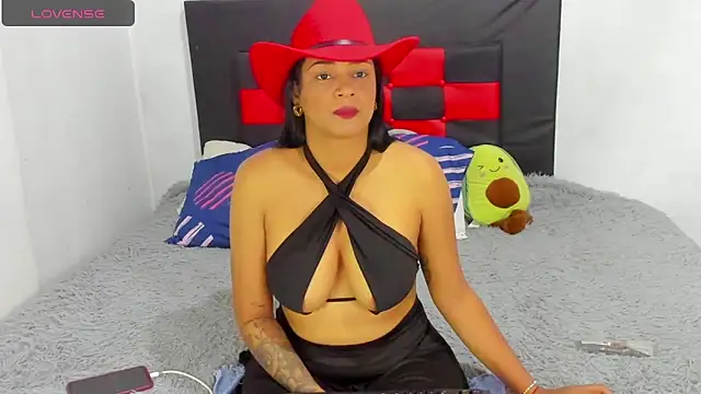 camila valenciia  online show from 12, 6, 2026