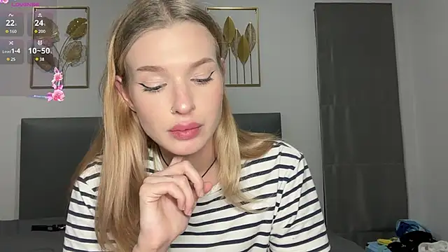 Snapshot of crazysuckks chatting on 16, 6, 2026 crazysuckks online show from 16, 6, 2026