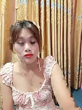 Snapshot of Ly-sexyy chatting on 13, 7, 2026 Ly-sexyy online show from 13, 7, 2026