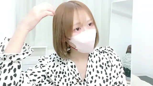 Snapshot of remuchan__ chatting on 30, 4, 2026 remuchan online show from 30, 4, 2026