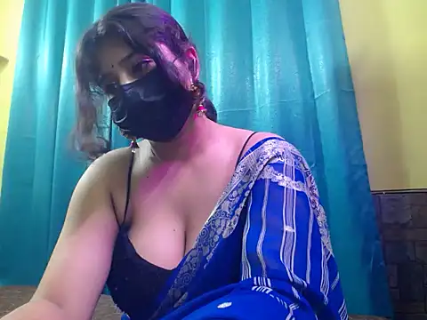 -Queenie online show from 5, 7, 2026