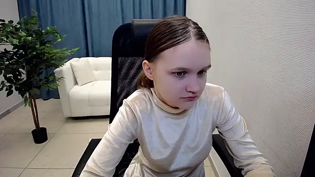  donnaSia  online show from 24, 5, 2026
