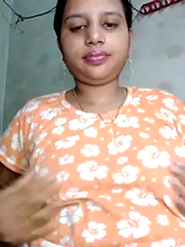Snapshot of Nigar_Hatun chatting on 25, 4, 2026 Nigar Hatun online show from 25, 4, 2026