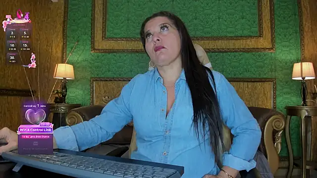 Snapshot of Agata_Jade chatting on 14, 7, 2026 Agata Jade online show from 14, 7, 2026
