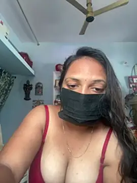 Snapshot of Deepuu__Telugu chatting on 8, 7, 2026 Deepuu Telugu online show from 8, 7, 2026