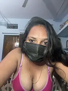 Snapshot of Deepuu__Telugu chatting on 31, 7, 2026 Deepuu Telugu online show from 31, 7, 2026
