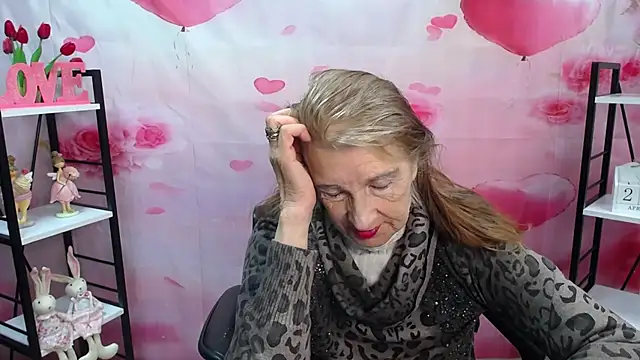 Snapshot of AliceWriter chatting on 27, 4, 2026 AliceWriter online show from 27, 4, 2026