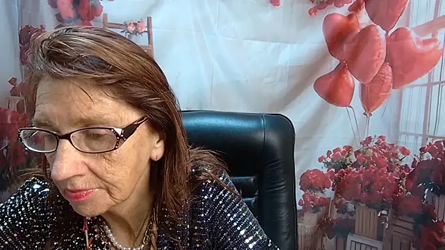 Snapshot of AliceWriter chatting on 19, 5, 2026 AliceWriter online show from 19, 5, 2026
