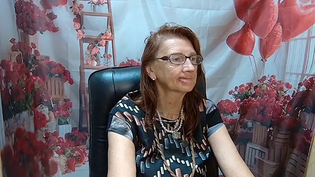 Snapshot of AliceWriter chatting on 28, 5, 2026 AliceWriter online show from 28, 5, 2026
