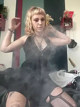 Darkutie online show from 26, 4, 2026