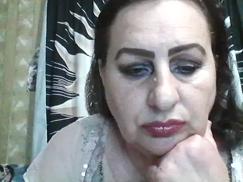LoaqLovew online show from 25, 5, 2026