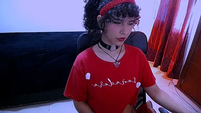Snapshot of Nyxxei chatting on 12, 5, 2026 Nyxxei online show from 12, 5, 2026