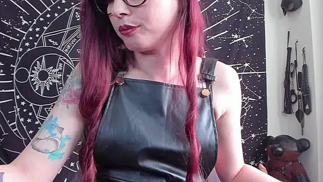 Snapshot of Rebekah_vonKat chatting on 28, 4, 2026 Rebekah vonKat online show from 28, 4, 2026