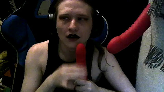 Snapshot of CutieBite chatting on 28, 4, 2026 CutieBite online show from 28, 4, 2026