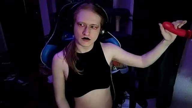Snapshot of CutieBite chatting on 4, 5, 2026 CutieBite online show from 4, 5, 2026