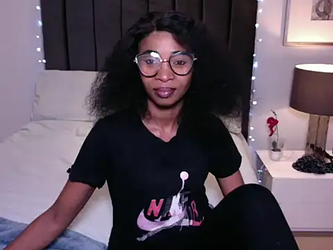 Miss-Erotic-Narcotic online show from 23, 4, 2026