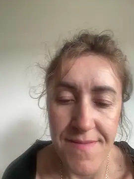 Snapshot of Avokadoo chatting on 14, 5, 2026 Avokadoo online show from 14, 5, 2026