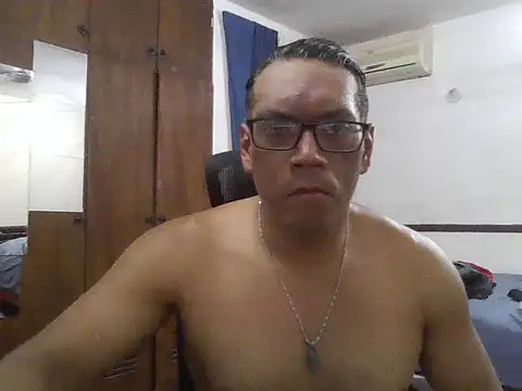 Snapshot of bvllnox chatting on 13, 7, 2026 bvllnox online show from 13, 7, 2026