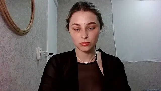 Snapshot of Touch_And_Run chatting on 5, 7, 2026 Touch And Run online show from 5, 7, 2026