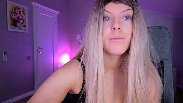 ChristieBlace online show from 27, 5, 2026