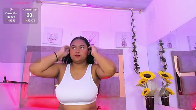 Playful Violet online show from 19, 5, 2026