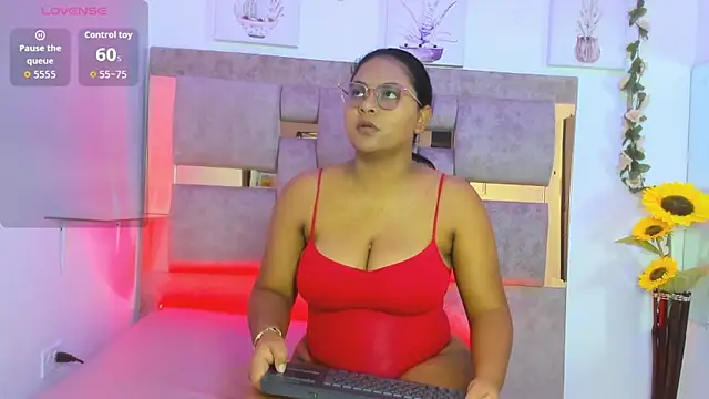 Playful Violet online show from 28, 5, 2026