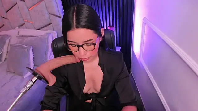 Alessiaspice online show from 6, 6, 2026
