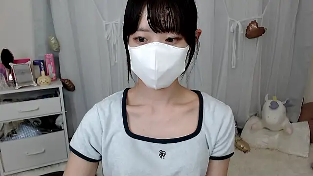 Snapshot of mii__tan chatting on 21, 5, 2026 mii tan online show from 21, 5, 2026