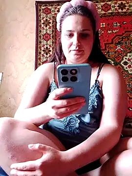 Snapshot of SanemCrems chatting on 4, 6, 2026 SanemCrems online show from 4, 6, 2026