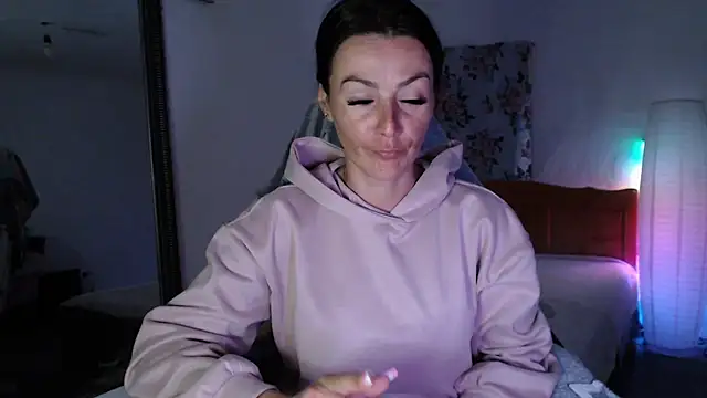 Snapshot of missydiorr10 chatting on 13, 5, 2026 missydiorr10 online show from 13, 5, 2026