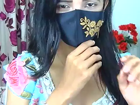 Alina Nur online show from 17, 5, 2026
