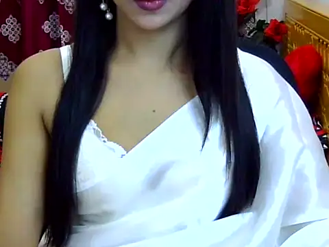 Alina Nur online show from 11, 7, 2026