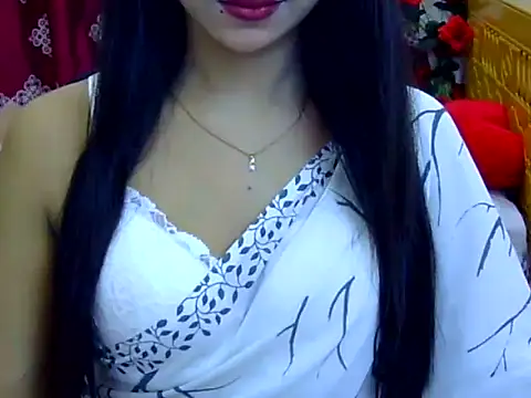 Alina Nur online show from 24, 7, 2026